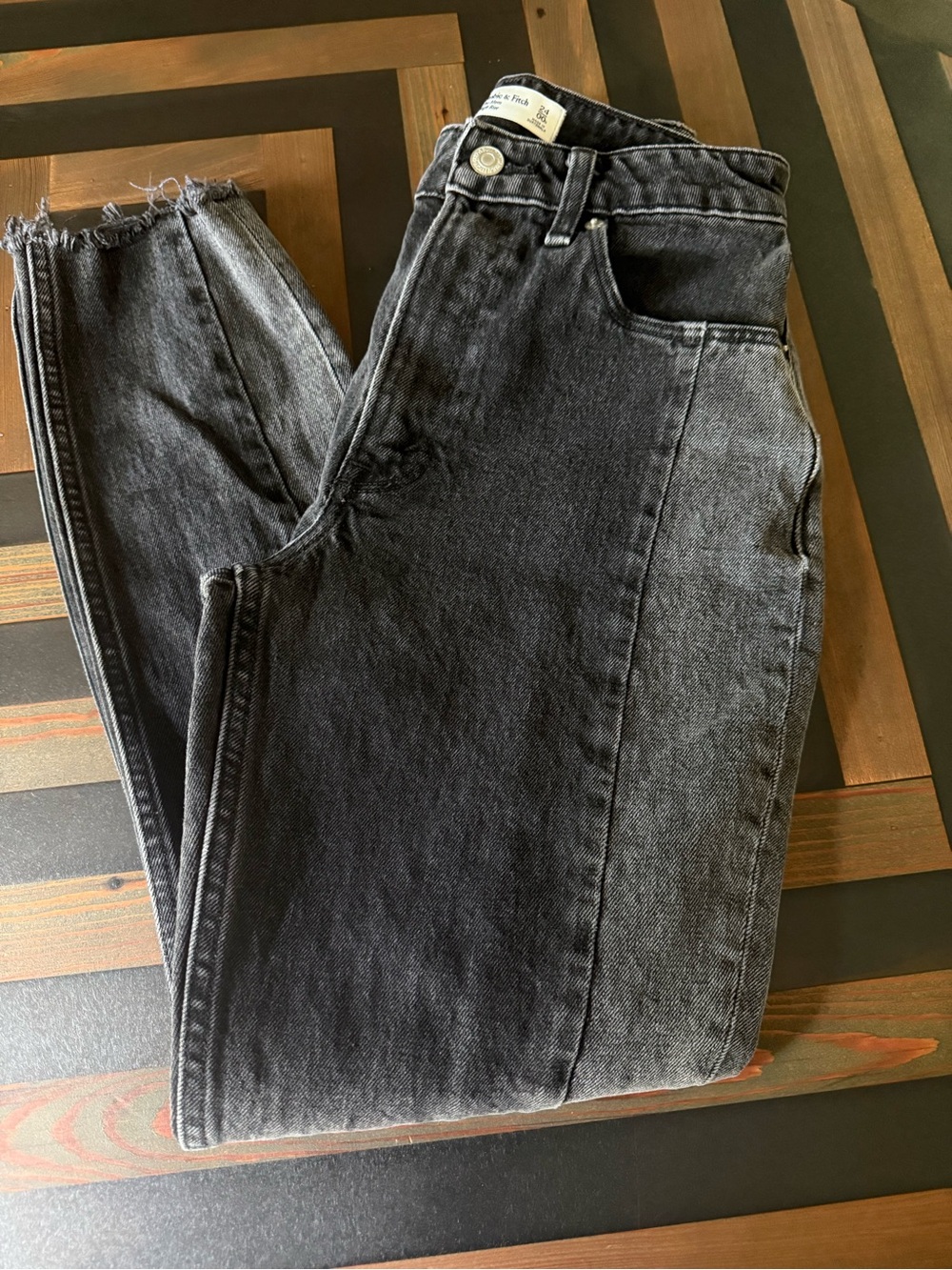 Abercrombie & Fitch The Mom High Rise Jean in Curve Love